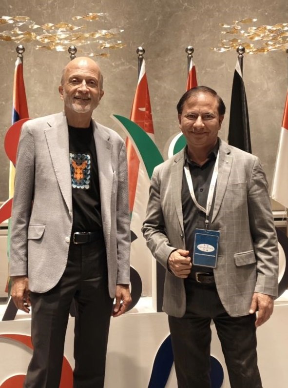 Indiaspora organised Global AI Summit, pic with MR Rangaswamy